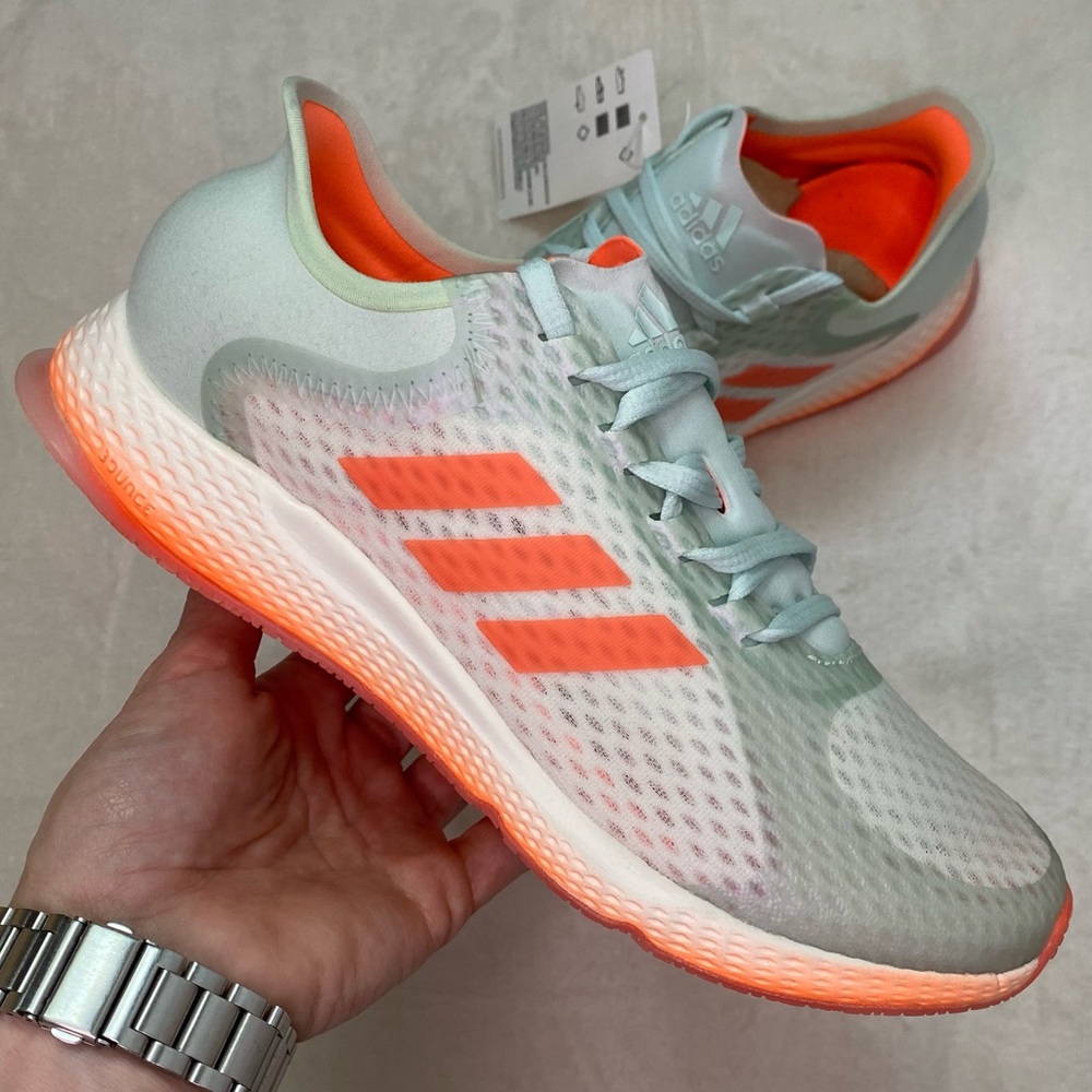 Adidas Wmns Focus BreatheIn Sz 6 NEW IN BOX